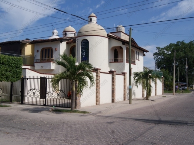 Casa Del Parque | Aralias - Puerto Vallarta - Jalisco