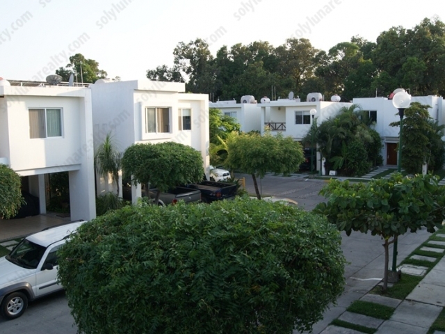 Casa Moras | Casas en Venta en Fracc. Las Moras, Puerto Vallarta | Sol y  Luna Realty | Real Estate Services in Puerto Vallarta