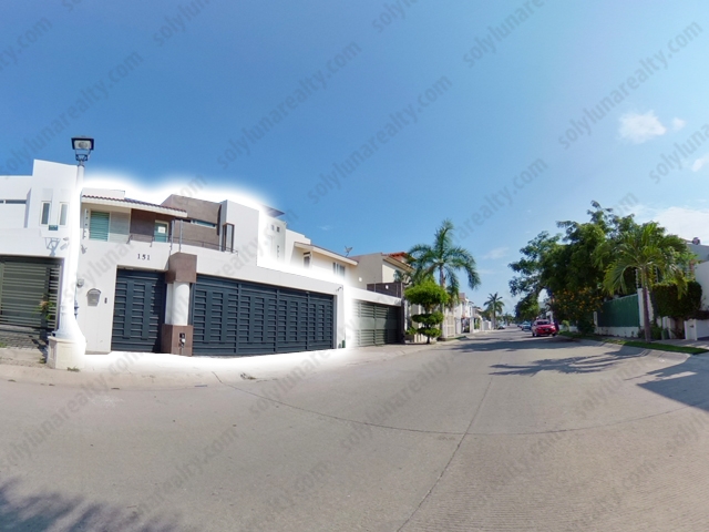 Casa Calle Tanganica | Casas en Venta en Fluvial Vallarta, Puerto Vallarta  | Sol y Luna Realty | Real Estate Services in Puerto Vallarta