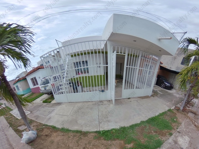 Casa Acanto | Casas en Renta en Jardines de Las Gaviotas, Puerto Vallarta |  Sol y Luna Realty | Real Estate Services in Puerto Vallarta
