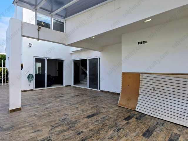 Madre Perla | Las Moras - Puerto Vallarta - Jalisco