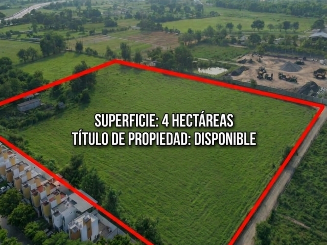 &nbsp; &nbsp; &nbsp; &nbsp; &nbsp; &nbsp; &nbsp; &nbsp; &nbsp; &nbsp; &nbsp; &nbsp; &nbsp; &nbsp;
&nbsp; &nbsp; &nbsp; &nbsp; VENTA MACROLOTE XTAPA
&nbsp;
Macrolote de 3.9 ha para desarrollo en Ixtapa, Puerto Vallarta &middot; Colinda con Banus &middot; A 100 m de la nueva vialidad Federaci&oacute;n
Descripci&oacute;n:
En Ixtapa, la zona de Puerto Vallarta que m&aacute;s est&aacute; creciendo, sale a la venta un macrolote de 39,071 m&sup2; listo para un proyecto de vivienda. Est&aacute; sobre la calle Estero Mojoneras y colinda directamente con Banus Residencial Ixtapa, un desarrollo de vivienda media ya habitado y con todos los servicios. A su alrededor se est&aacute;n consolidando otros desarrollos como Blossom, Jade y Verde Vallarta, lo que confirma que la zona ya tiene mercado comprador.
La conectividad es su mayor ventaja. A 100 metros pasa la nueva vialidad Federaci&oacute;n, que conecta con el Puente Amado Nervo: el nuevo cruce sobre el r&iacute;o Ameca entre Puerto Vallarta y Bah&iacute;a de Banderas, terminado en 2026, con tres carriles por sentido. Esto deja al terreno a minutos de Nuevo Vallarta, Bucer&iacute;as y el resto de la Riviera Nayarit, sin depender de la carretera 200.
Uso de suelo e infraestructura. El Visor Urbano de Jalisco lo marca como reserva urbana con zonificaci&oacute;n habitacional (H2) y comercial y de servicios (CS2): COS 0.8, CUS 2.4, lote m&iacute;nimo de 120 m&sup2; y frente m&iacute;nimo de 8 m. Frente al terreno pasa una l&iacute;nea de media tensi&oacute;n y la red de agua est&aacute; a 300 metros. Adem&aacute;s, el desarrollo vecino ya cuenta con todos los servicios. Es una zona sin historial de inundaciones; los peque&ntilde;os encharcamientos que se ven en algunas fotos se deben a que el terreno no est&aacute; en uso.
Forma y potencial. Es un pol&iacute;gono regular, casi rectangular, con frente a camino por dos de sus lados. Con el lote m&iacute;nimo autorizado, el terreno permite un fraccionamiento de alrededor de 190 a 200 lotes unifamiliares, con la posibilidad de reservar el frente para comercio y servicios. Este es un estimado ilustrativo; el n&uacute;mero final depende del proyecto y de las autorizaciones.
Es una propiedad familiar que se vende completa, con el predial al corriente. Agenda tu recorrido y solicita la ficha t&eacute;cnica con el pol&iacute;gono, las fotos de dron y la documentaci&oacute;n.
Resumen: 39,071 m&sup2; (&asymp;3.9 ha) &middot; Uso H2 + CS2 &middot; COS 0.8 / CUS 2.4 &middot; Lote m&iacute;nimo 120 m&sup2;